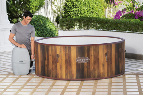 Spa gonflable BESTWAY - Lay-Z-Spa Helsinki - 180 airjets - 180 x 66 cm - 5 a 7 places - Rond (couverture, cartouche, diffuseur)