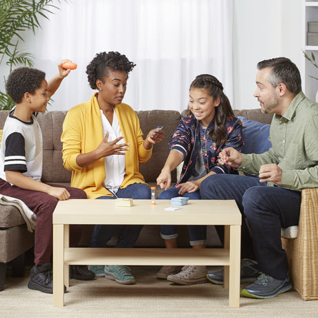 TABOO Enfants contre Parents, Jeu de societe de reflexion, Jeu de plateau pour la famille Version francaise