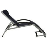 Chaise longue with black textilene pillow