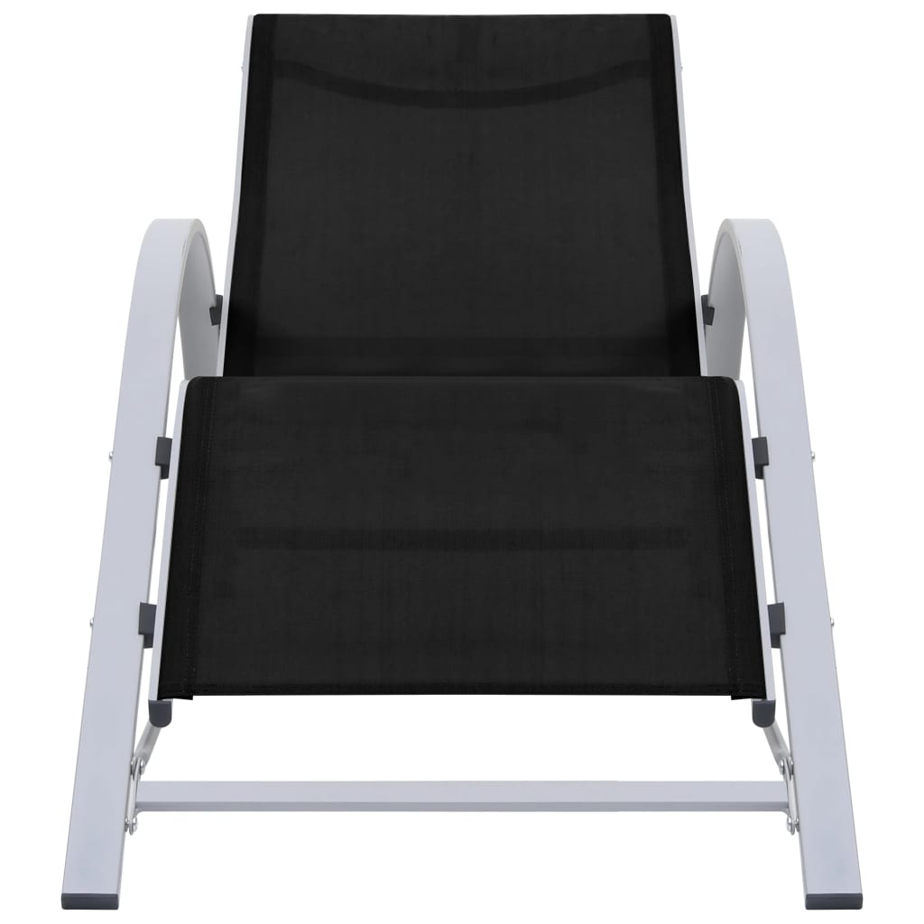 Set of 2 deck chairs with black aluminum table