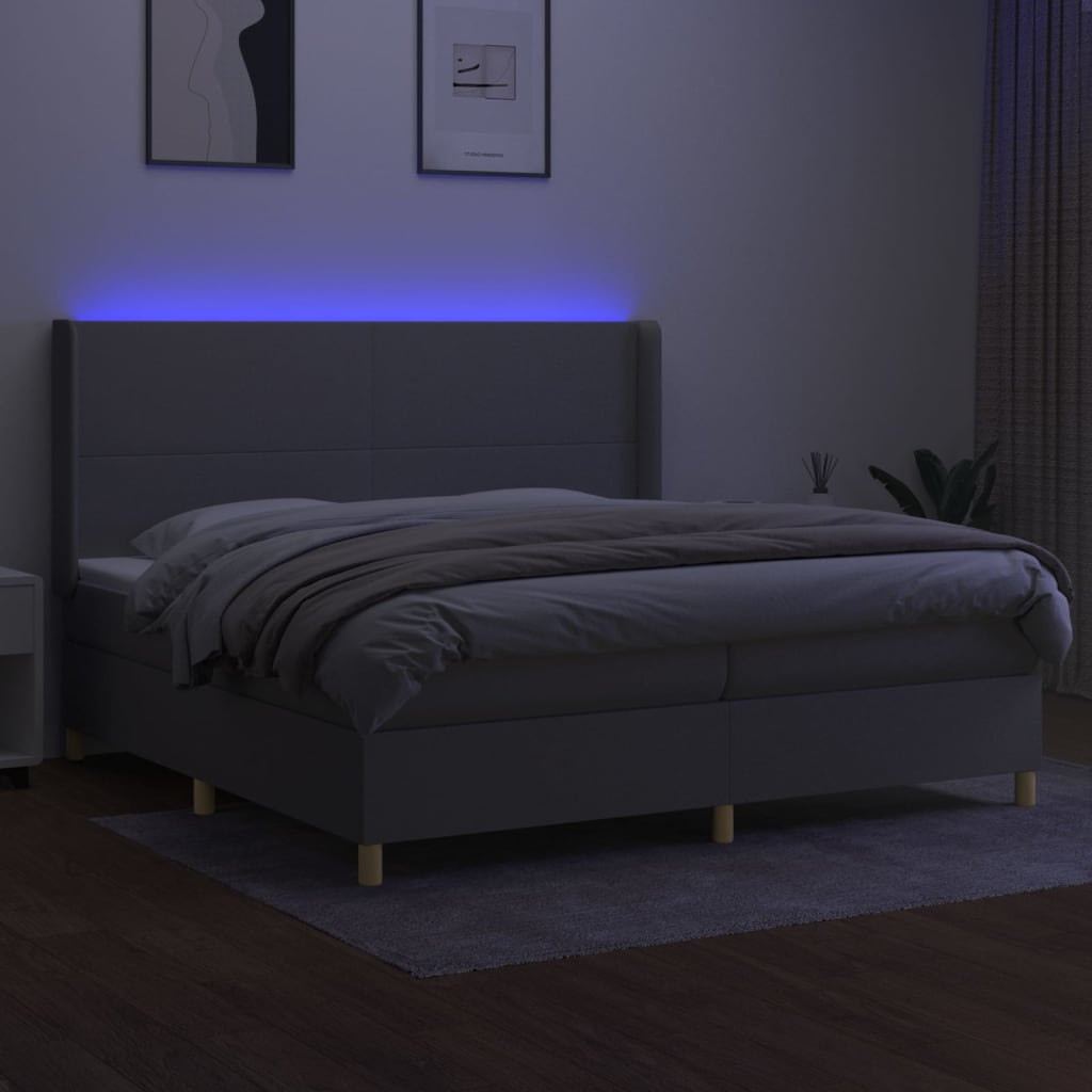 Sommier à lattes de lit matelas LED Gris clair 200x200 cm Tissu