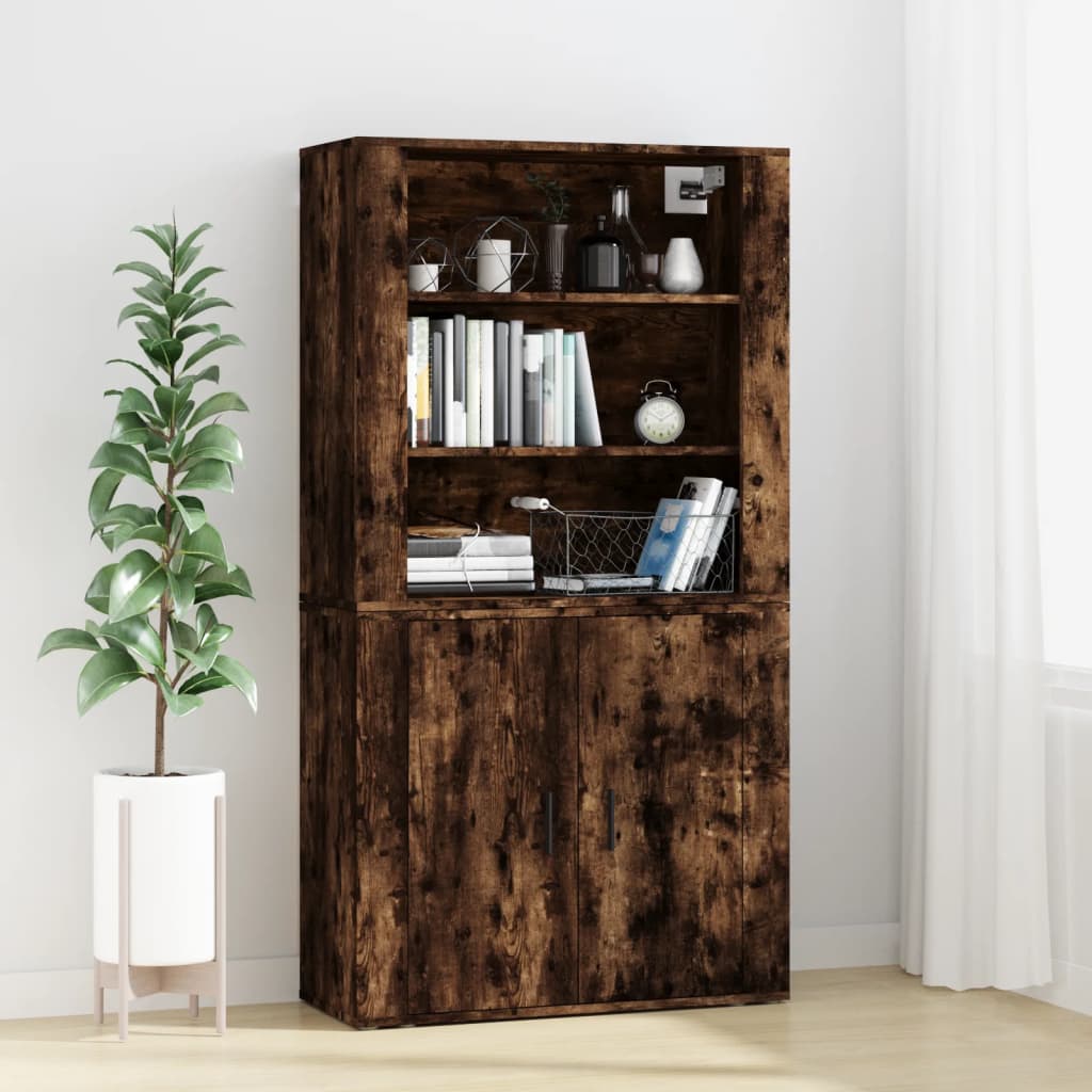 Hohes Sideboard. Holzwerkstoff aus geräucherter Eiche