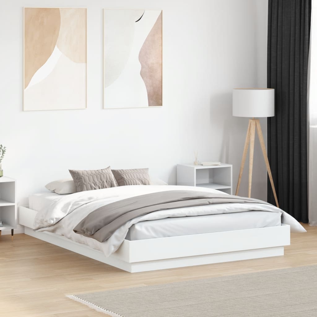 Cadre de lit avec LED sans matelas blanc 135x190 cm