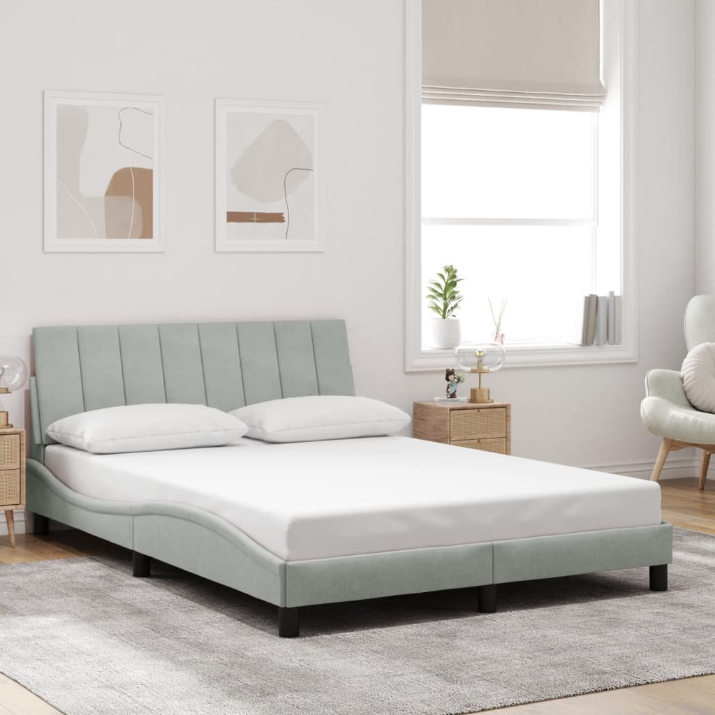 Cadre de lit sans matelas gris clair 140x190 cm velours