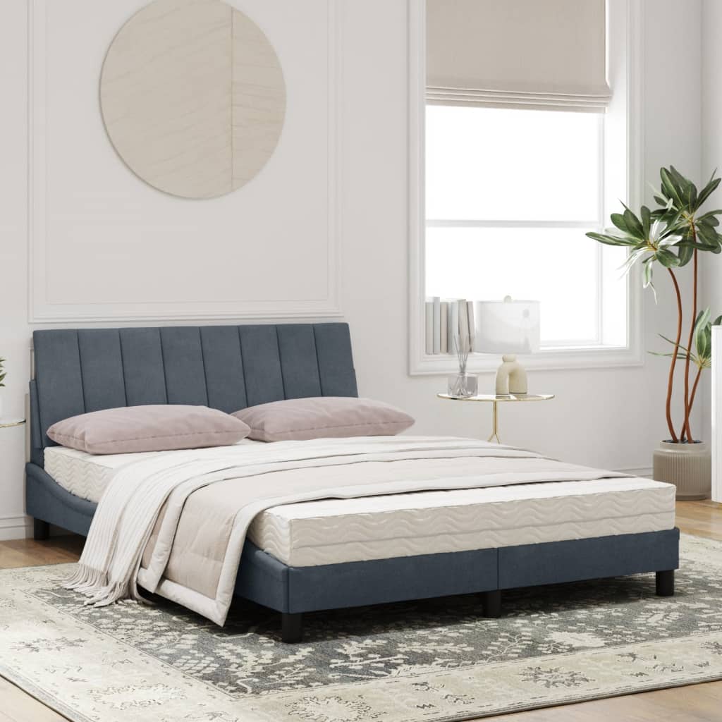 Lit avec matelas gris foncé 120x200 cm velours