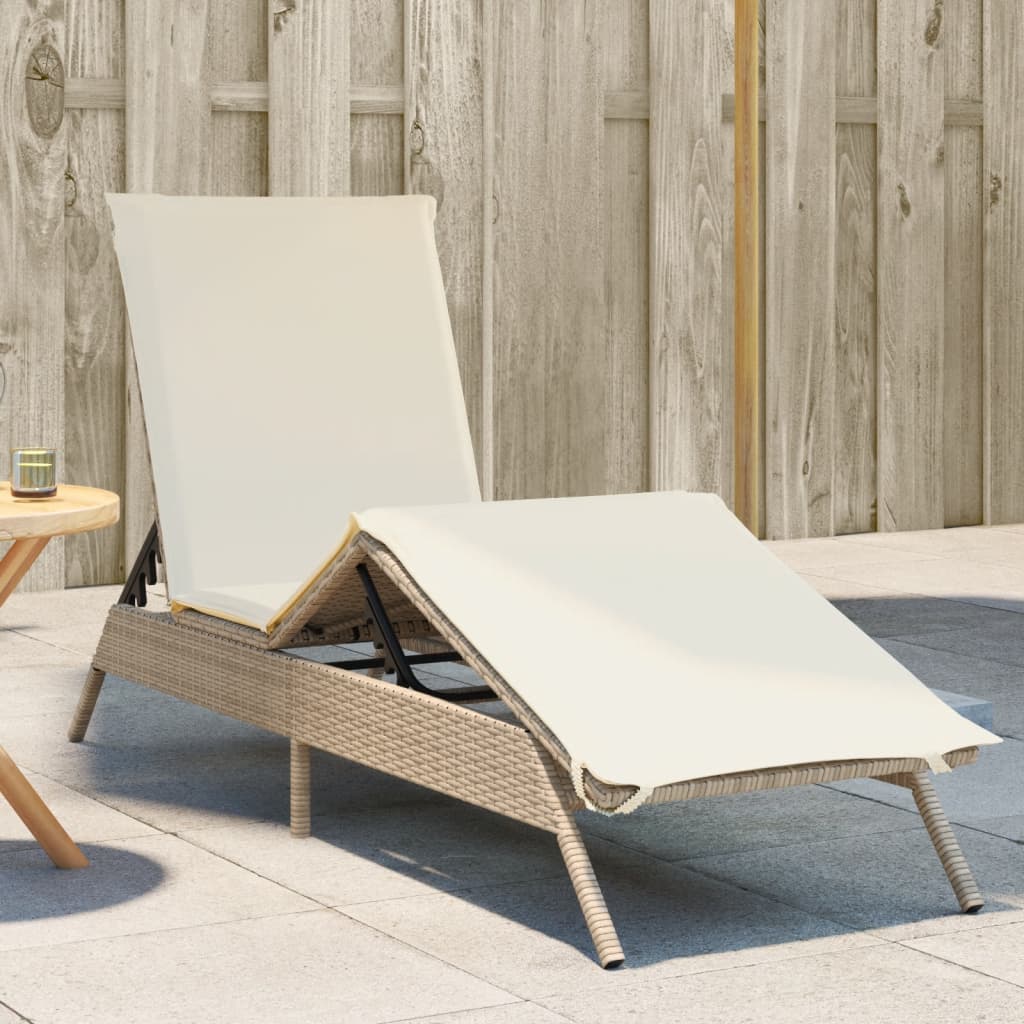 Chaise longue avec coussin beige résine tressée