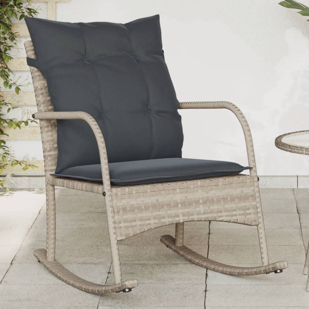 Chaise à bascule de jardin avec coussins gris clair poly rotin