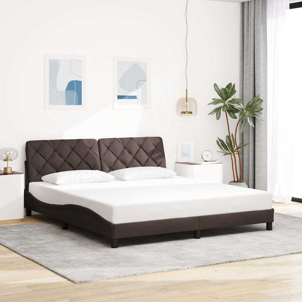 Cadre de lit avec LED sans matelas marron foncé 180x200cm tissu