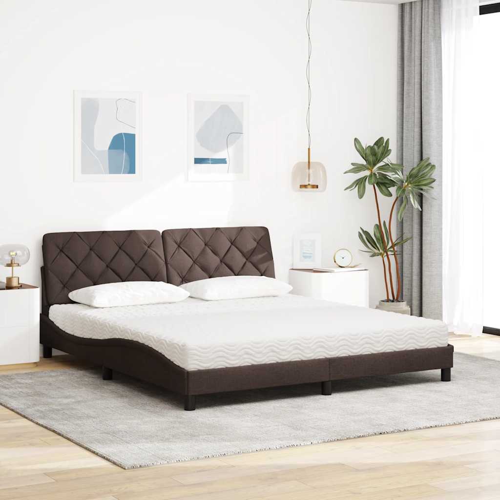 Lit avec matelas marron foncé 180x200 cm tissu