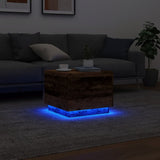 Couchtisch mit LED-Leuchten aus Altholz 50x50x40 cm