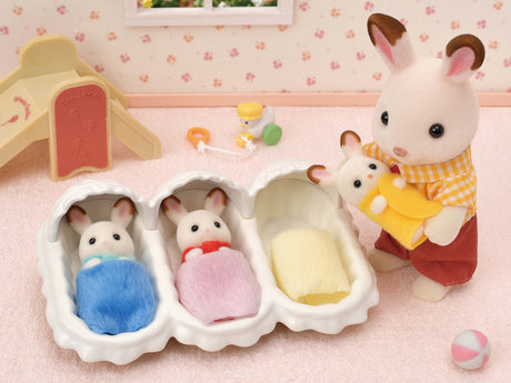 Les triplés Lapin Chocolat et accessoires puériculture - Sylvanian Families - 5532