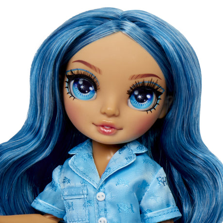 Junior High Pyjama Party - Poupée mannequin articulée 22 cm - Skyler (Bleue) - Nombreux accessoires - a partir de 4 ans
