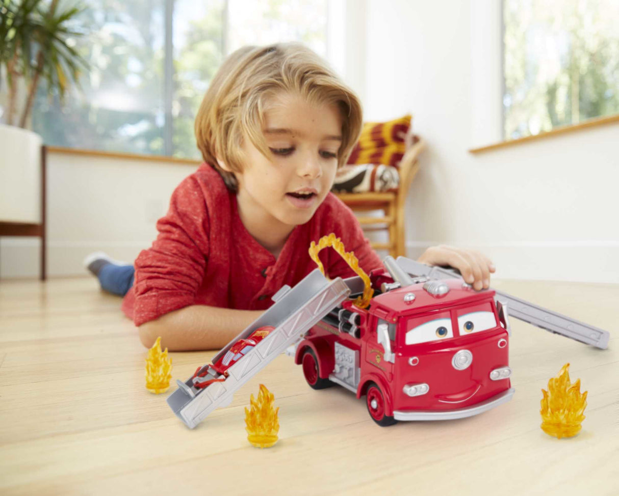 Disney Pixar-Cars-Assortiment de transporteurs avec rampe extensible - Disney Pixar Cars - GGF33