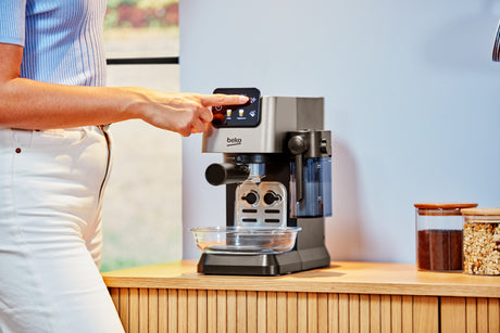Machine expresso manuelle - BEKO - CEP5304X - 1628 W - 1,1 L - Argenté