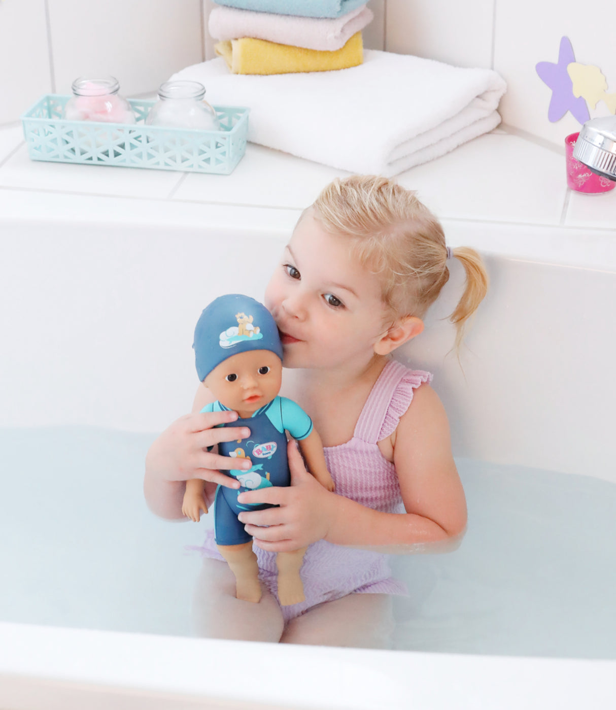 Poupon - BABY BORN -  Ma premiere nage - Poupée garçon 30 cm - Tenue non détachable et bonnet - Jouet de bain - Des 1 an
