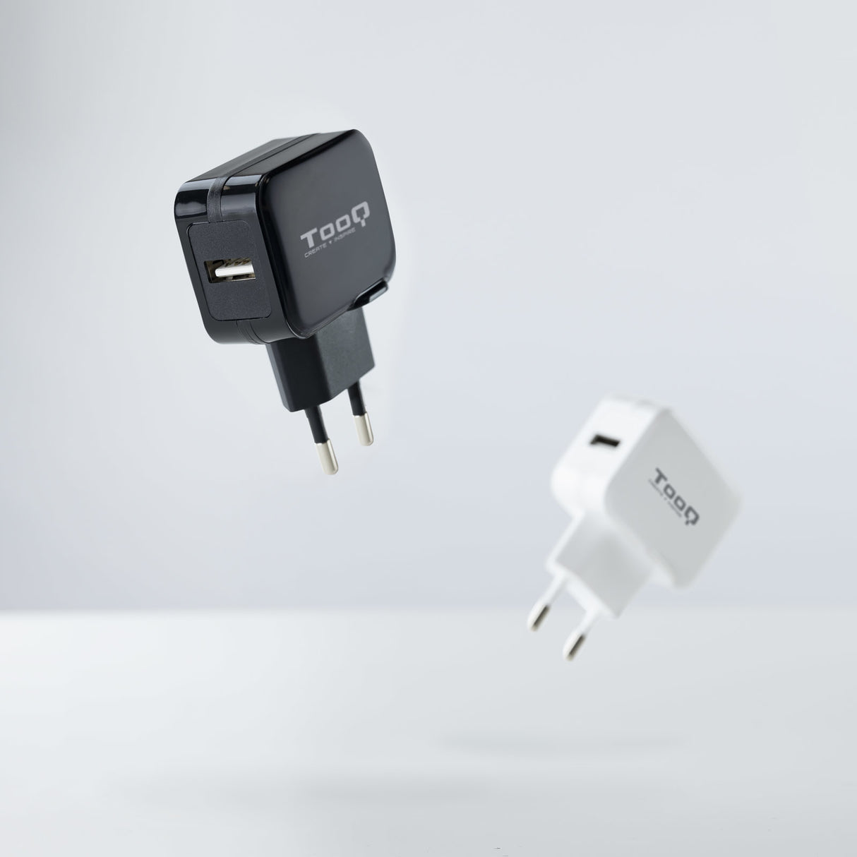 Chargeur secteur TooQ 1 port USB 12W (Noir)