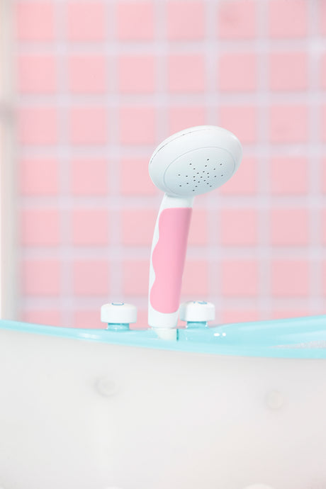 BABY BORN - Baignoire pour poupée - Effets lumineux et sonores - Canard de bain amovible - Des 3 ans et plus
