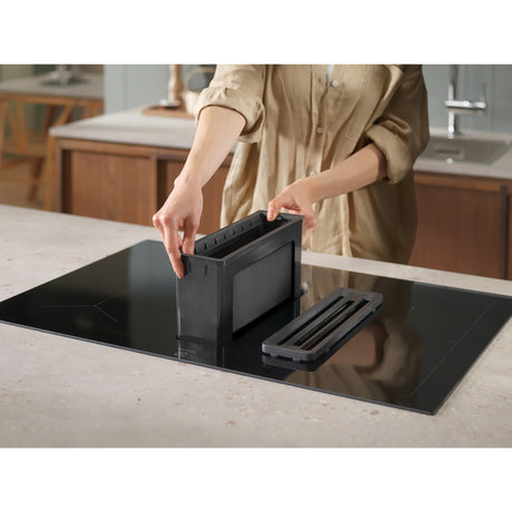 Plaque de cuisson aspirante a induction - ELECTROLUX - 4 foyers - 78 x 52 cm - KCC83443