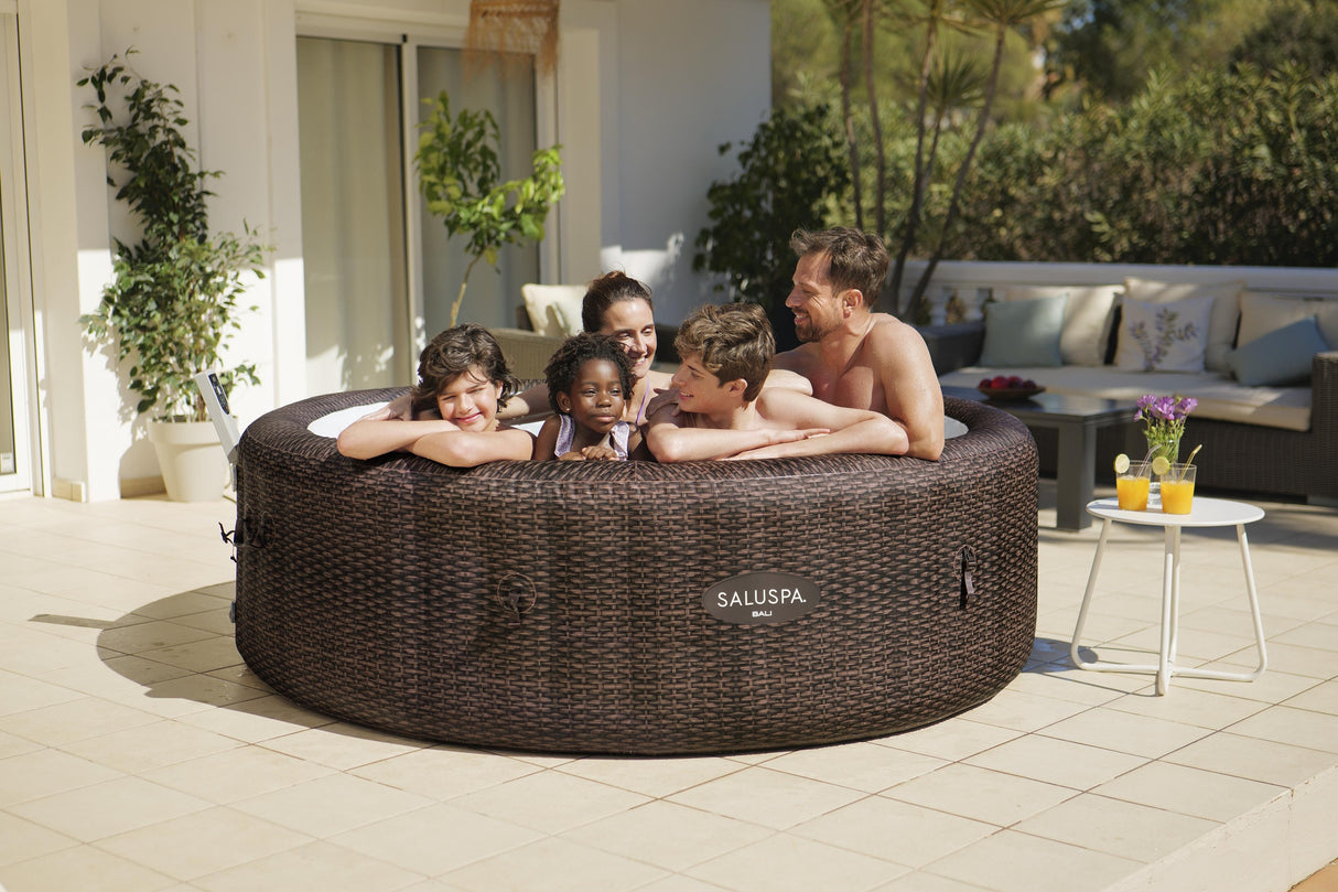Spa gonflable BESTWAY - Lay-Z-Spa San Fransisco - Hydrojets - 230 x 230 x 71 cm - 5 a 7 places - Carré (couverture, 5 appuie-tete)