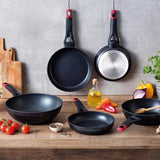 Poele - PYREX - 1455016 - En aluminium forgé - Antiadhésif - 22 cm - Sans PFAS