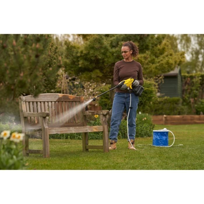 Nettoyeur a pression - Stanley Fatmax - SFMCPC93B-XJ - 24 bars - 18V - Avec buse 5 en 1 - Sans batterie