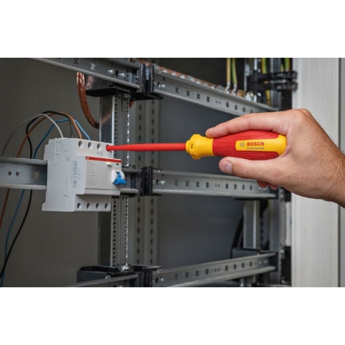 Tournevis VDE - BOSCH - PH1x100 - Isolé jusqu'a 1000 V - Élastomere thermoplastique - Ergonomique