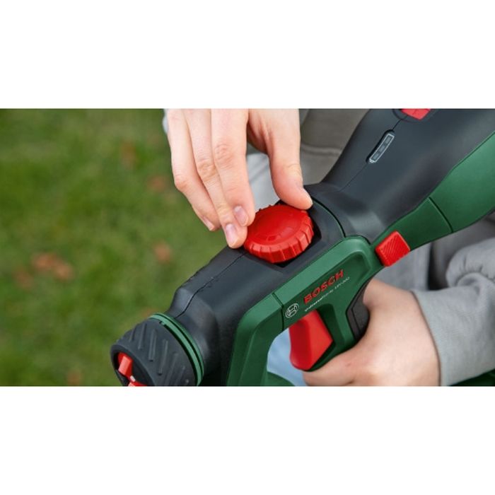 Pistolet a peinture - BOSCH - UniversalSpray 18V-300 - Sans fil - Puissant - Portable