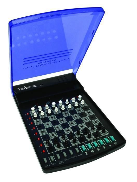 Le jeu d'échecs électronique de voyage