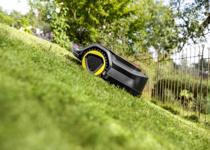 Tondeuse robot connectée Karcher RCX 6, 3000 m², pente 70%, antenne RTK, tonte en parallele