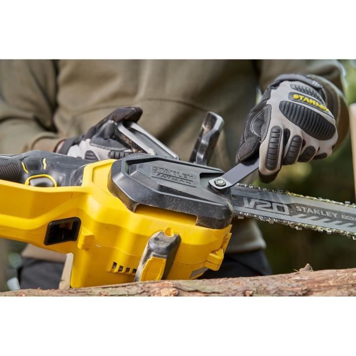 STANLEY FATMAX - TRONCONNEUSE 18V BRUSHLESS 33CM - Fourni avec une chaine, un chargeur et une batterie 4AH