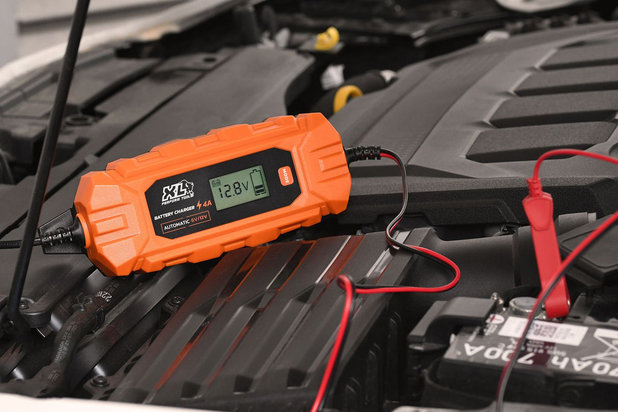 Chargeur batterie auto - XLPT - 4A - 70W - 12V - 3 m - IP65 - Mode Supply - Affichage digital