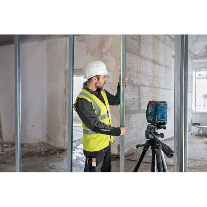Laser lignes BOSCH GLL 20-22 G + Batterie BA 3.7V 3.0Ah en coffret