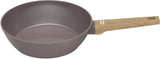 Sauteuse - Tous feux dont induction - ARTHUR MARTIN - AM9910 - Revetement céramique - Ø 24 cm - Couvercle et panier inox - Taupe