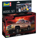 Maquette de voiture - REVELL - Model Set - Stranger Things - Chevrolet K5 Blazer - Avec colle, peintures et accessoires