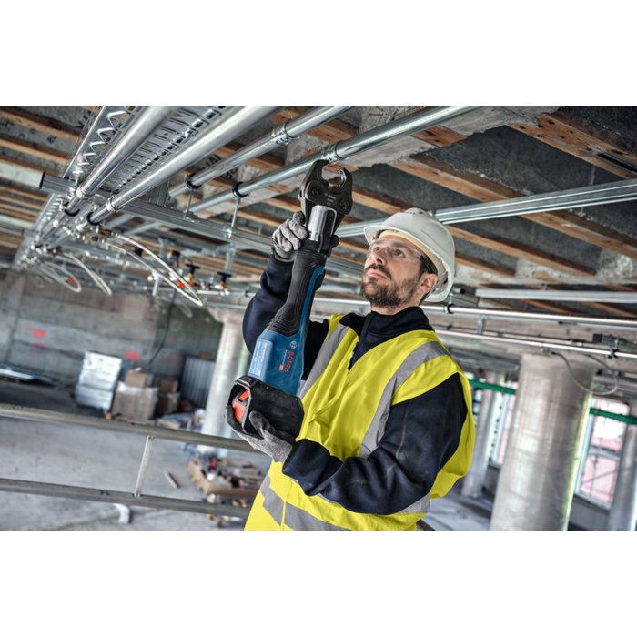 Sertisseuse GPT 18V-32 Professional + Kit RFz 12/16/20 sans batterie, ni chargeur - Livrée en XL-Boxx - BOSCH - 0601M2105