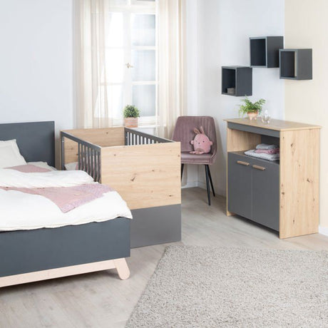 Chambre bébé duo : Lit 60 x 120 cm + commode a langer évolutive - ANNA - ROBA - Chene Kent / Anthracite