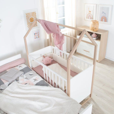 Chambre bébé duo : Lit 60 x 120 cm + commode a langer évolutive - CABANE - ROBA - Chene / Blanc