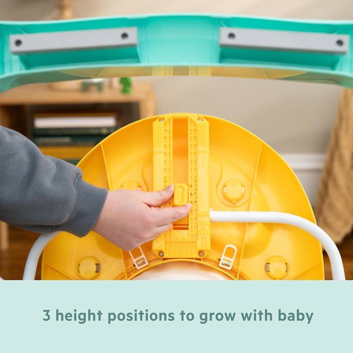 DISNEY BABY -WINNIE- Trotteur bébé évolutif et pliable 2-en-1, Jouet d'éveil amovible intégré, Musique, Lumieres, Hauteur Réglable