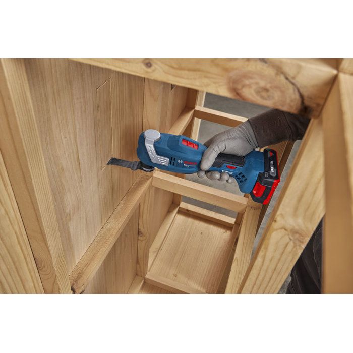 Outil Multifonction BOSCH GOP 18V-30 (Machine seule + L-Boxx 136)