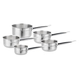 ARTHUR MARTIN Set de de 5 Casseroles - Acier inoxydable - IntÈrieur satinÈ avec graduation - Bec verseur - Tous feux dont induction