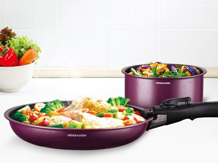 Batterie de cuisine - Tous feux dont induction - ARTHUR MARTIN - AM2991 - Aluminium revetement anti-adhésif - 10 pieces - Prune