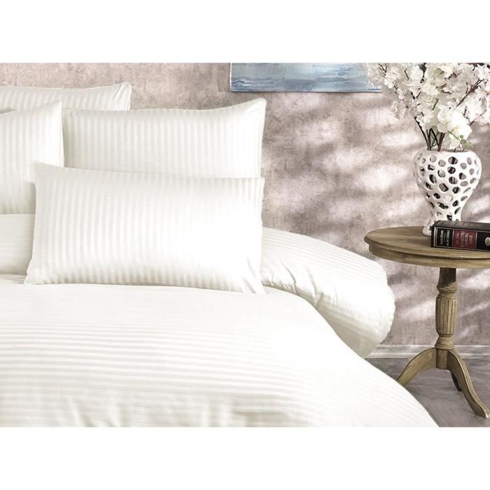 Parure de lit - 1 housse de couette 220 x 240 cm + 2 taies d'oreiller 60 x 60 cm - 70% polyester, 30% coton - Creme