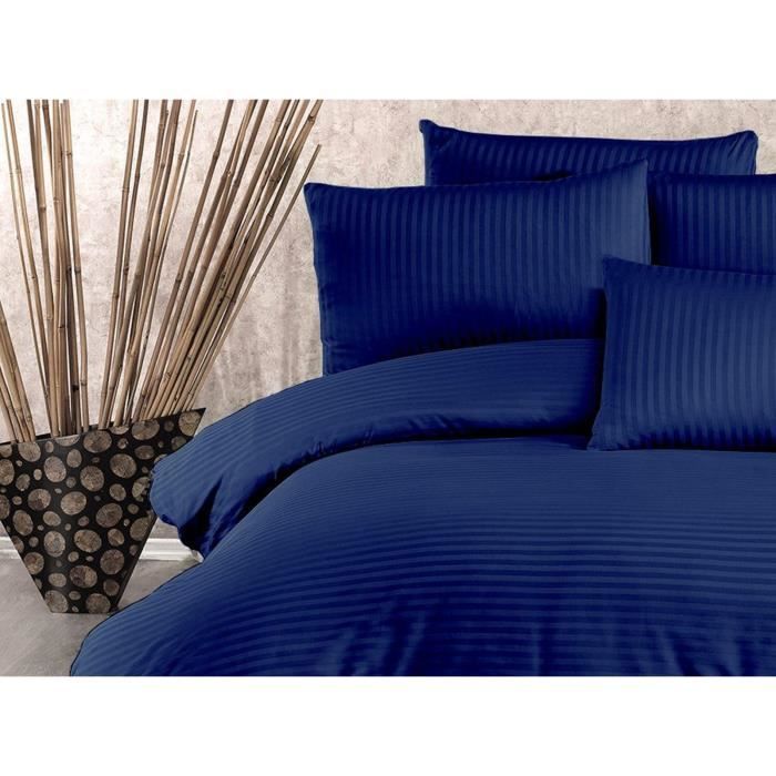 Parure de lit - 1 housse de couette 220 x 240 cm + 2 taies d'oreiller 60 x 60 cm - 70% polyester, 30% coton - Bleu