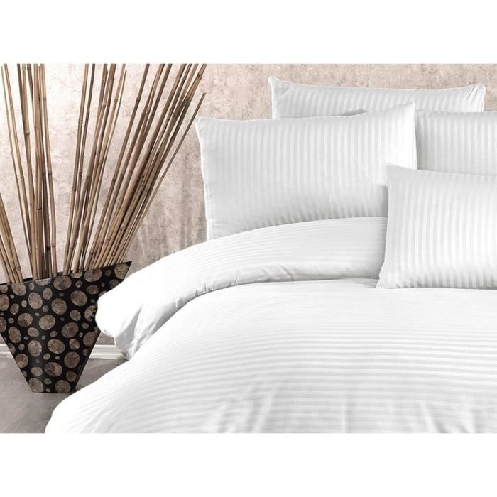 Parure de lit - 1 housse de couette 220 x 240 cm + 2 taies d'oreiller 60 x 60 cm - 70% polyester, 30% coton - Blanc