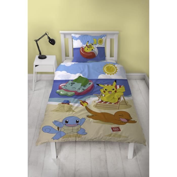 Parure de lit - POKEMON - Pikachu a la plage - Microfibre - 1 housse de couette 140 x 200 cm + 1 taie 63 x 63 cm