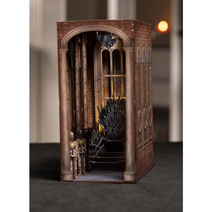 Book Nook - Kit DIY a construire Maquette 3D Serre Livre - REVELL - Tiny Adventures - Game of Thrones - Le trône de fer - LED