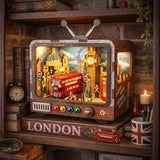 Book Nook - Kit DIY a construire Maquette 3D Serre Livre - TV Londres - 12,5 x 8 x 13 cm