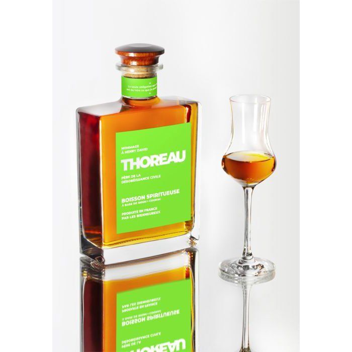 THOREAU - Boisson spiritueuse a base de rhum et de cognac - Origine : France - 40 % alcool  - bouteille 70 cl