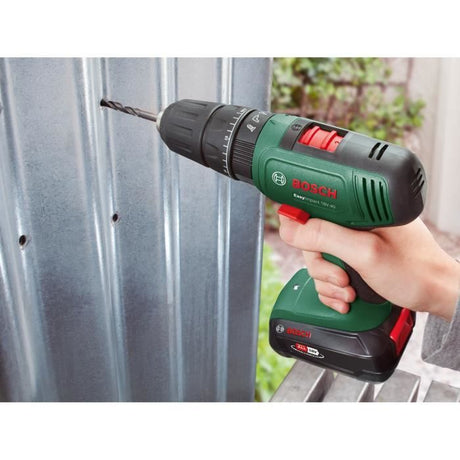 Perceuse-visseuse a percussion sans fil Bosch Home and Garden 06039D810D 18 V 1.5 Ah Li-Ion + 2 batteries, + chargeur,