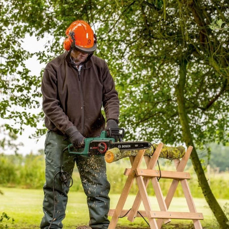 Tronçonneuse Bosch - UniversalChain 35 (1 800 W, longueur de coupe 35cm , vitesse de chaîne : 12 m/s)